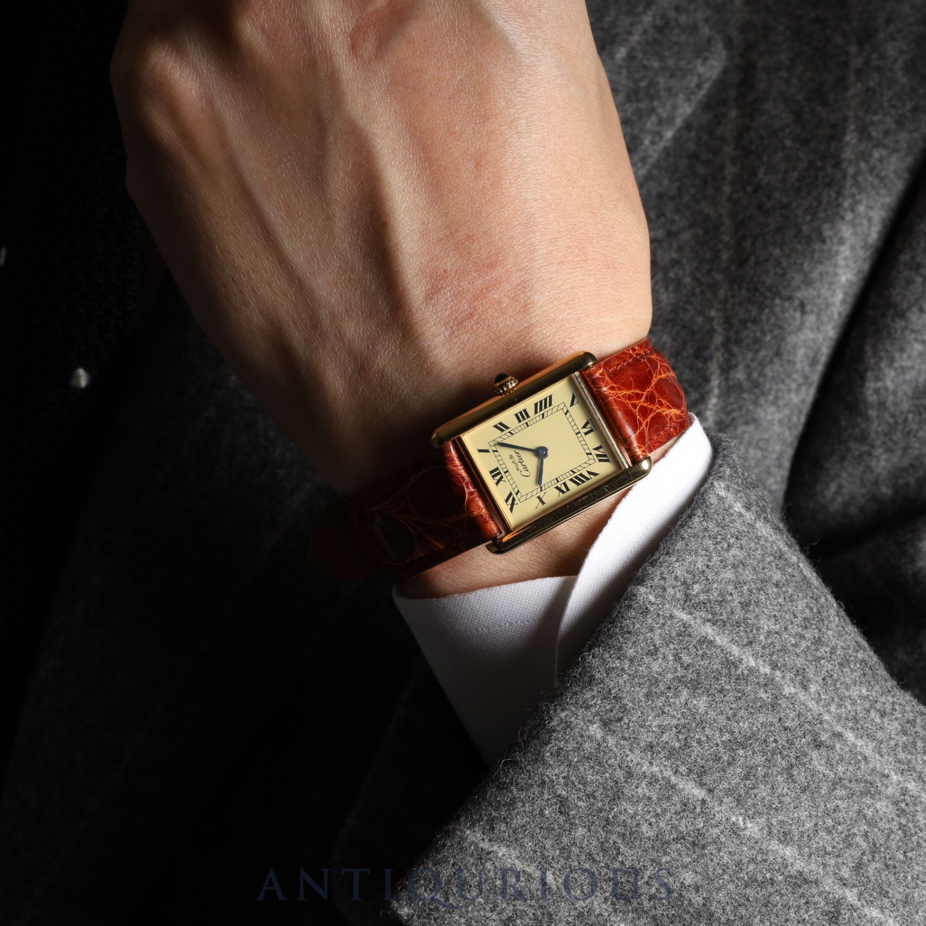 Cartier Must Tank LM QZ Ivory Roman Dial