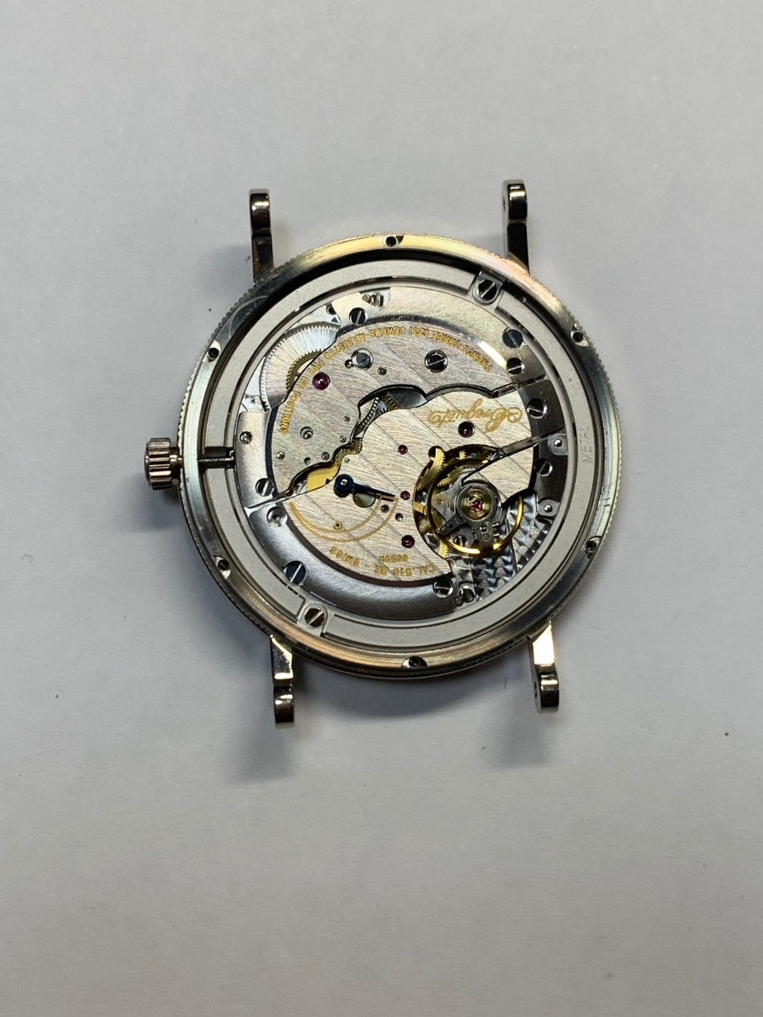 ブレゲ クラシック ツインバレル 5907BB/12/984 手巻き Cal.510DR 750WG 純正ピンバックル（750WG）シルバーギョーシェ文字盤（SWISS GUILLOCHE MAIN表記）箱 冊子 保証書（2011年）純正レザーベルト付き（使用感あり） オーバーホール済み