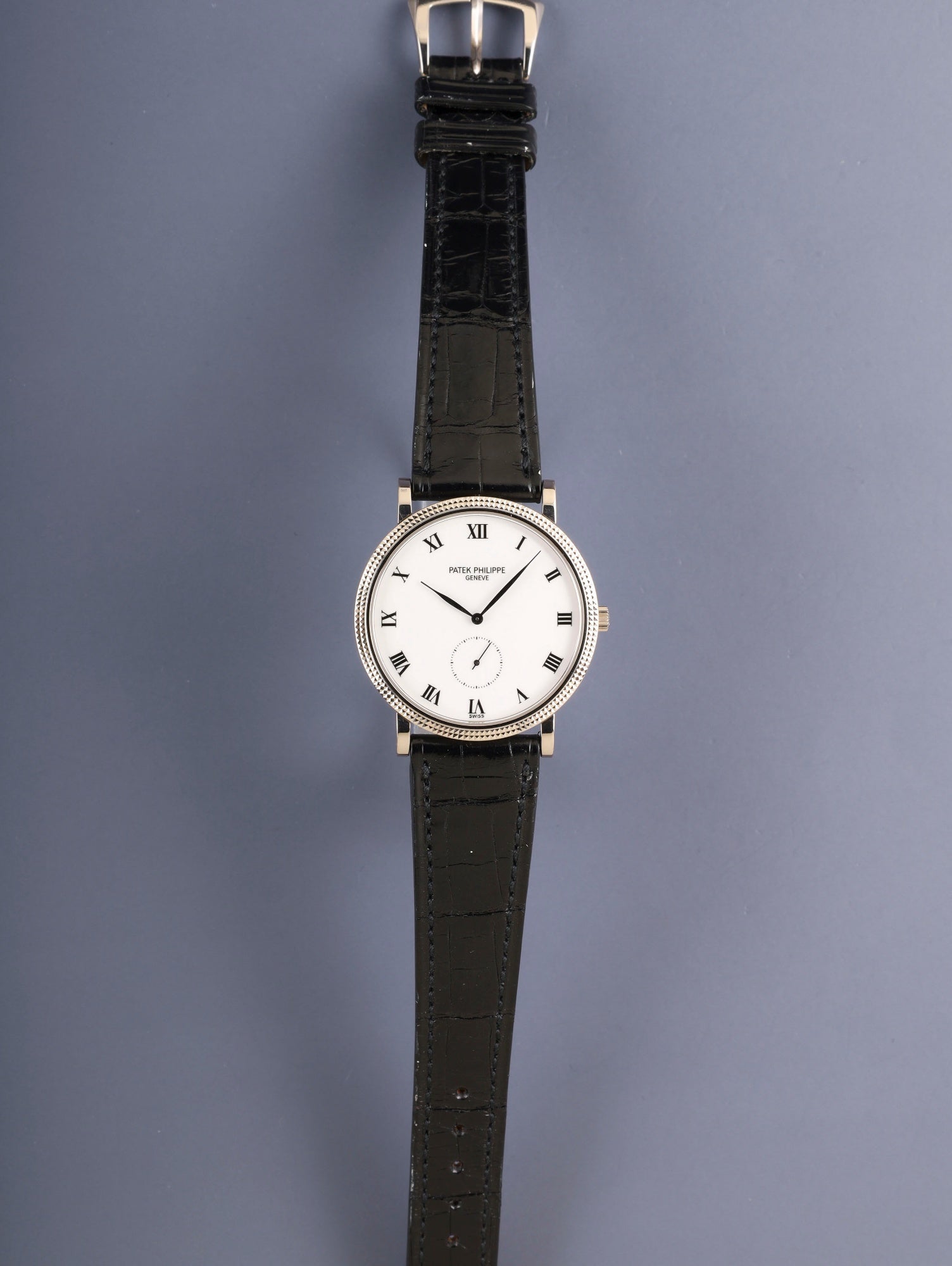 パテック・フィリップ カラトラバ 3919G-001 手巻き Cal.215 750WG 純正革ベルト 純正ピンバックル（750WG）ホワイトローマン文字盤 保証書（2004年）箱 ケース タグ 冊子 オーバーホール済み