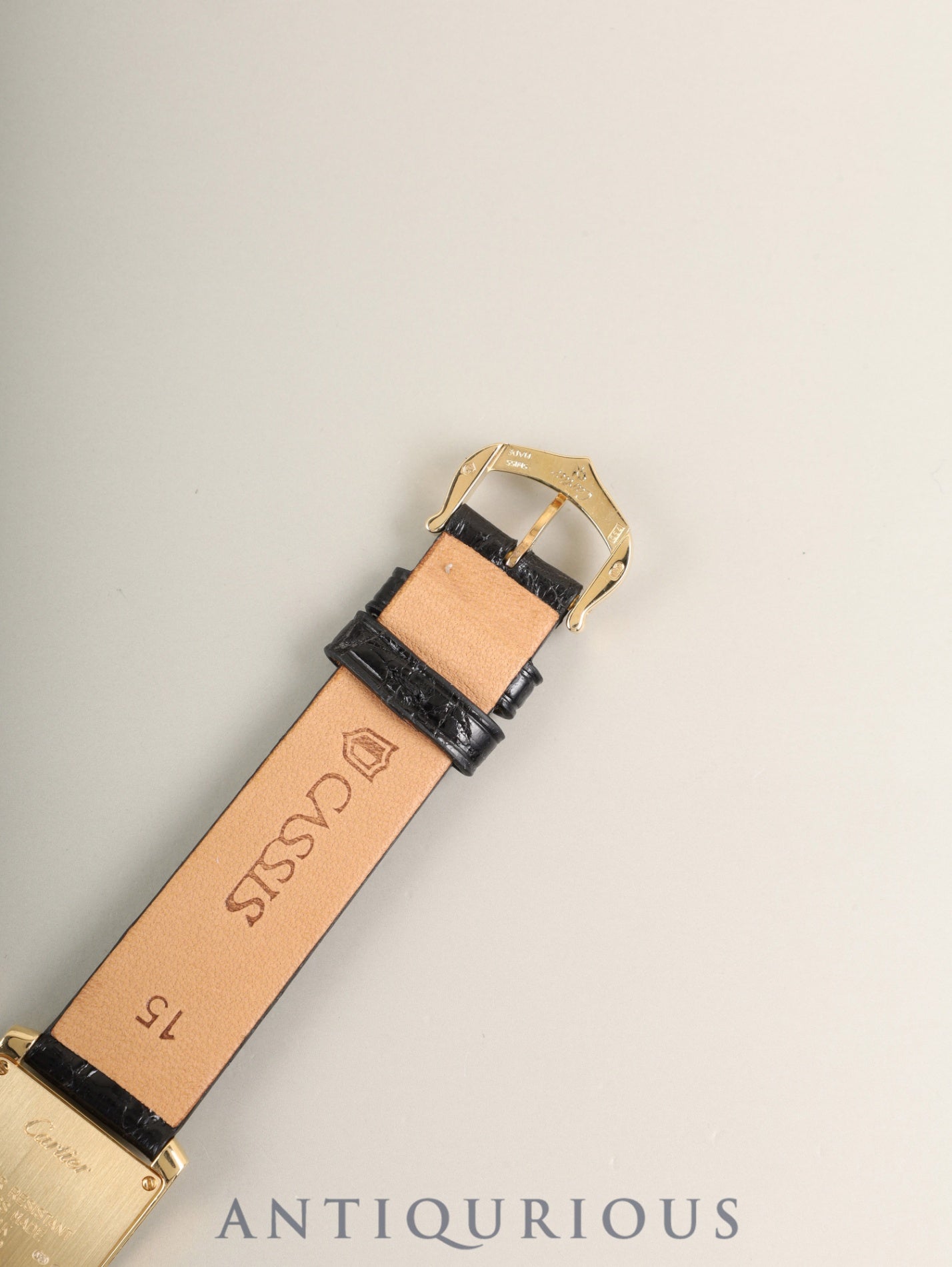 カルティエ タンクフランセーズ SM W5000256 / 1820 クォーツ Cal.- 18K 750YG 革 純正ピンバックル（750YG）ホワイトローマン文字盤（SWISS表記）箱 保証書（詳細無記載）純正レザーベルト付き カルティエブティックにてコンプリートサービス済み