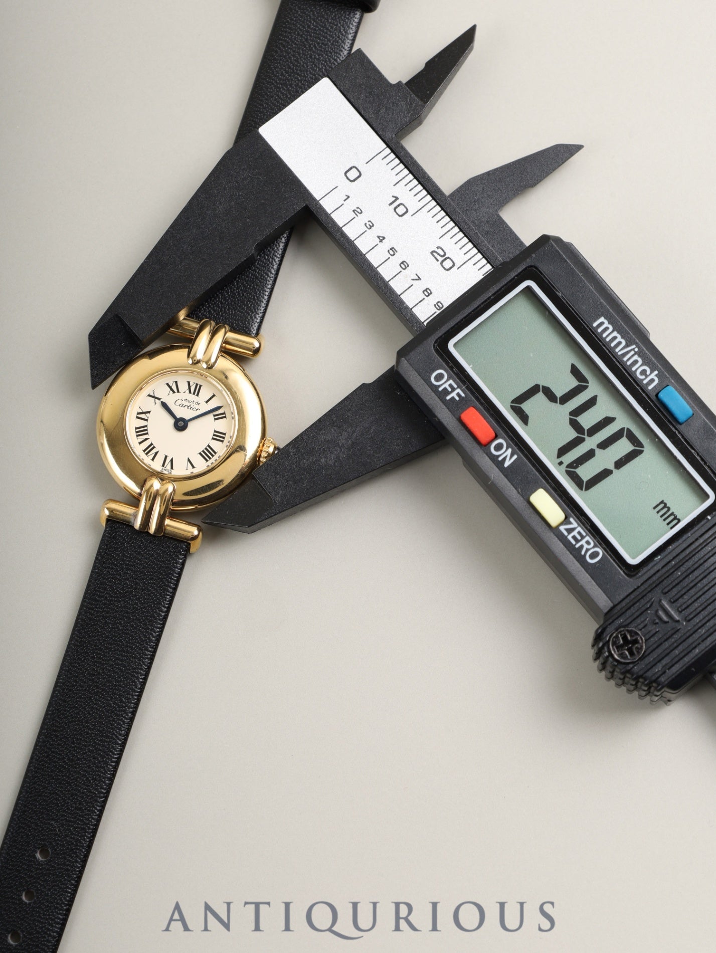 カルティエ マストコリゼ W1000653 / 1902 クォーツ SV925 革 純正ピンバックル（GP）アイボリーローマン文字盤 カルティエブティックにてコンプリートサービス済み