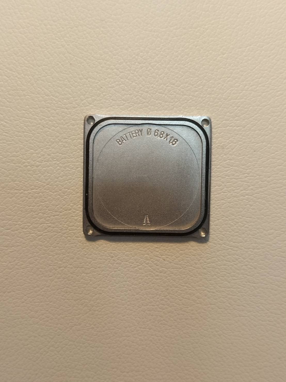 カルティエ タンクフランセーズ SM W51008Q3 / 2384 クォーツ SS SS ホワイト文字盤 箱 冊子 保証書 オーバーホール済み