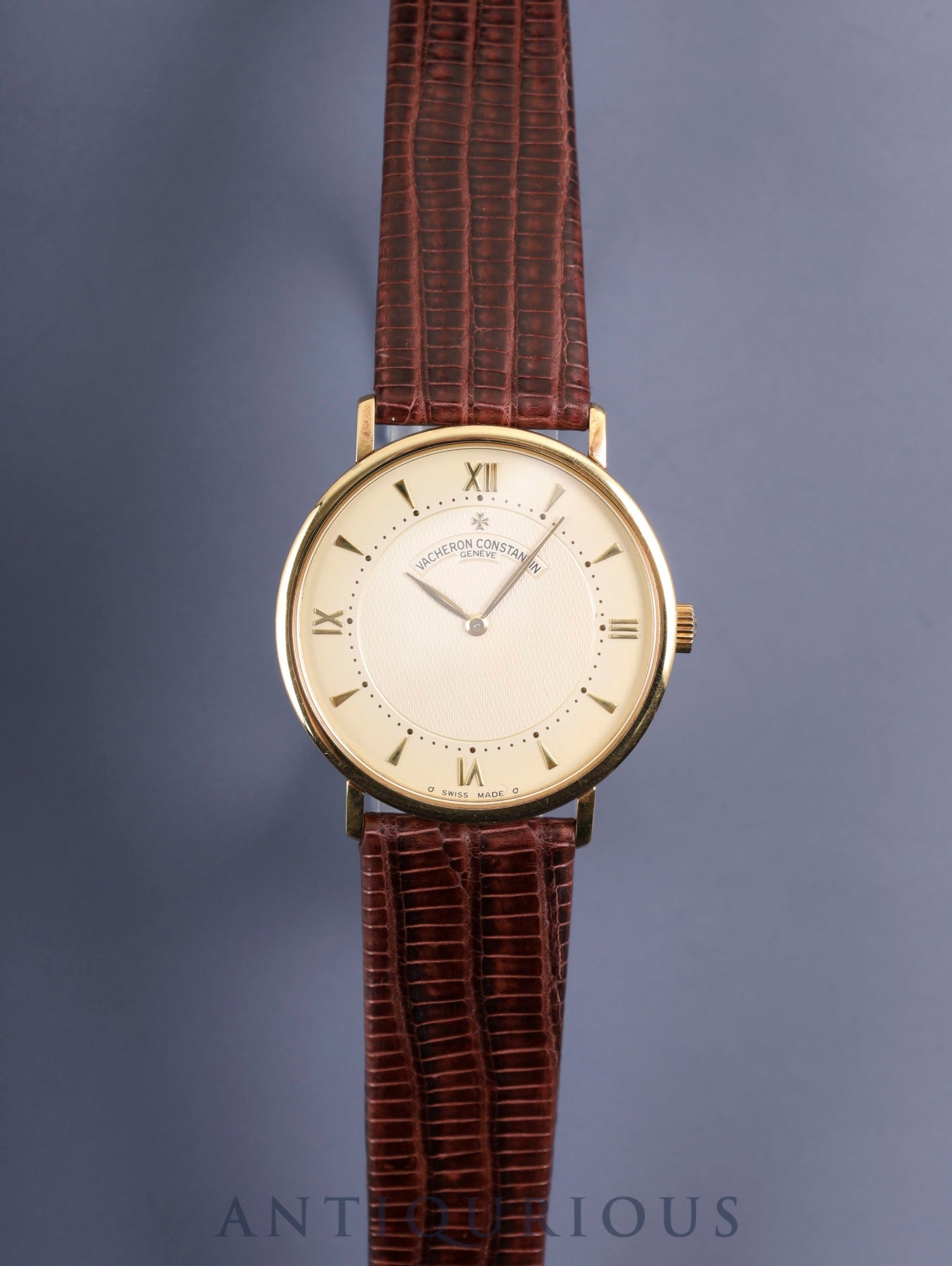 ヴァシュロン・コンスタンタン エッセンシャル 31039/1 手巻き Cal.1132.2 750 革 純正尾錠（750） シャンパン文字盤 オーバーホール済み