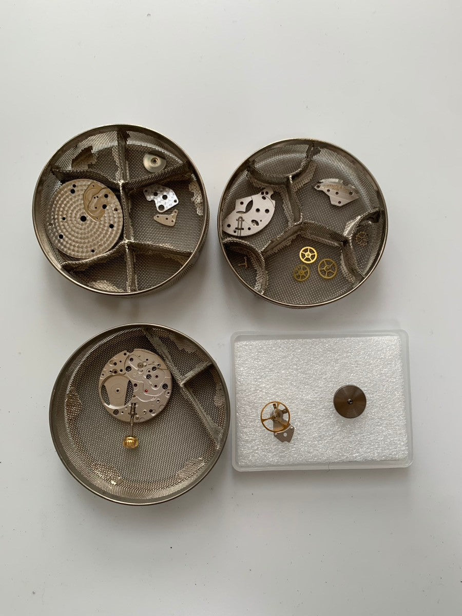 ティファニー クラシック パワーリザーブ スモールセコンド M263 手