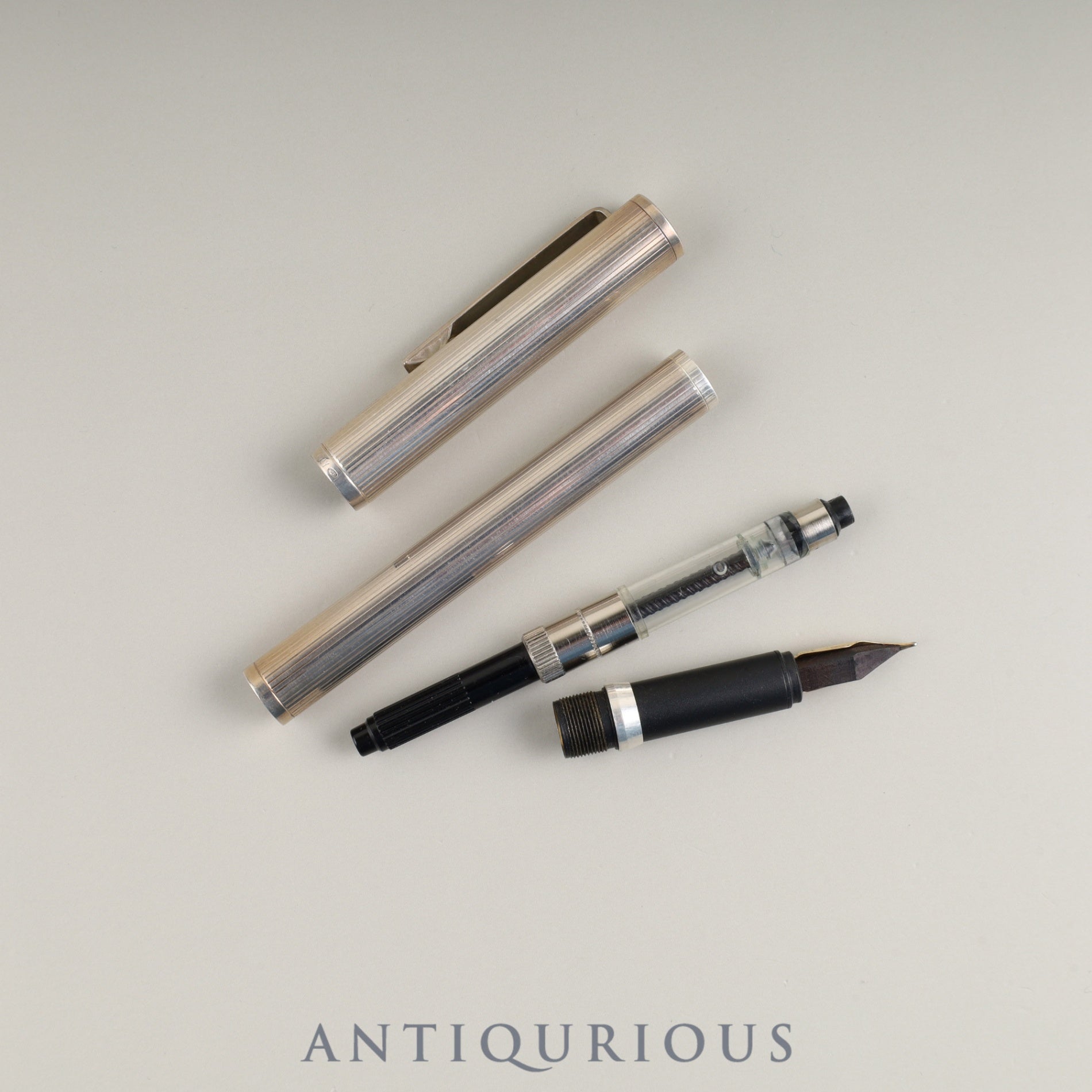 ダンヒル万年筆、シルバー ダンヒル 万年筆 スターリングシルバー ペン先585 | 東京銀座の