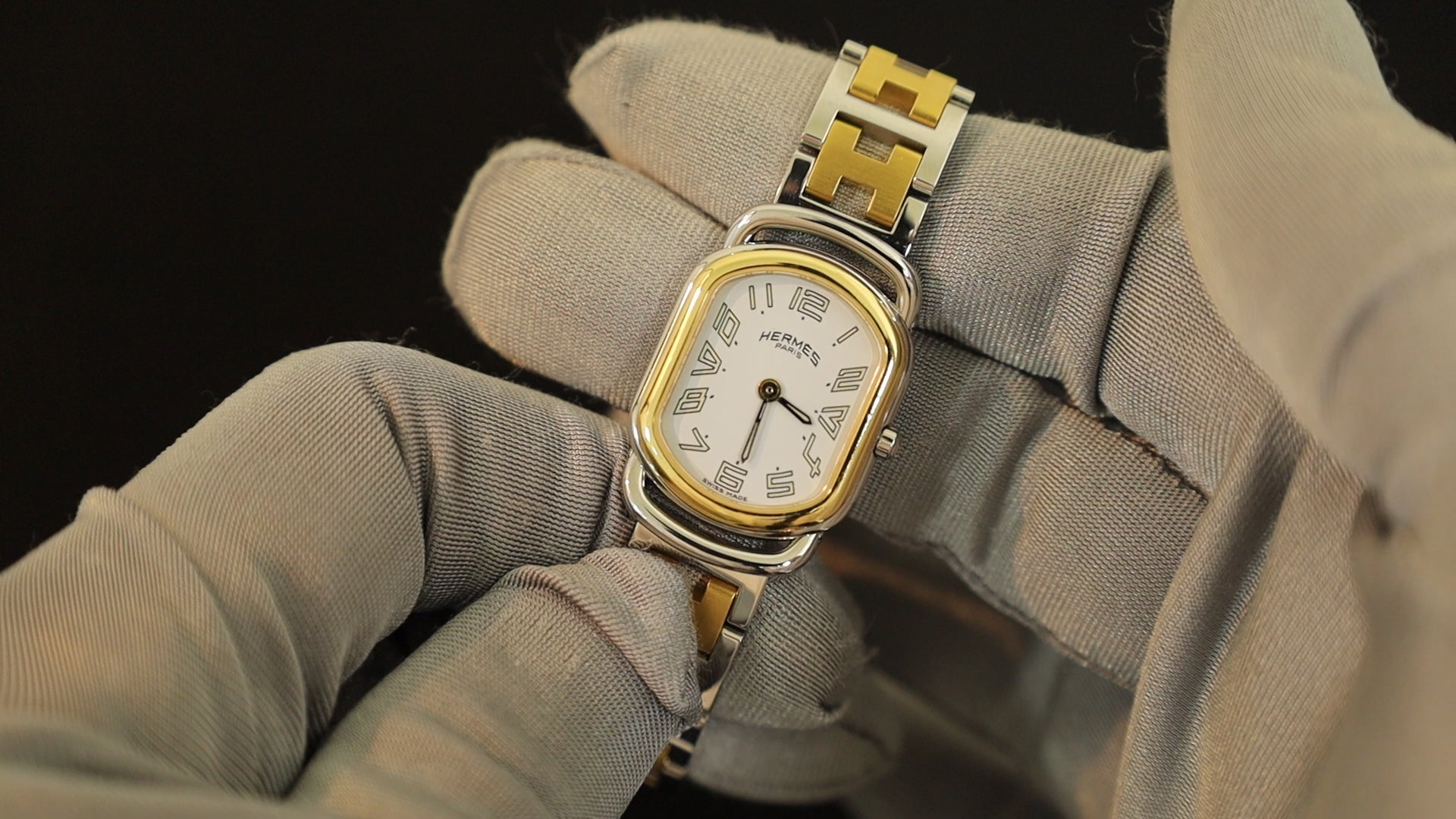 エルメスの腕時計（HERMES）| 東京銀座のヴィンテージドレス