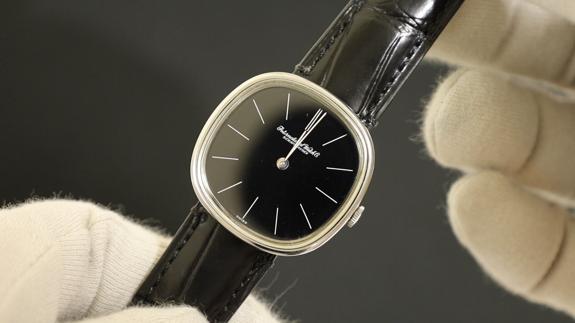 IWCオールドインター 2584 手巻き SS 革 純正ピンバックル（SS