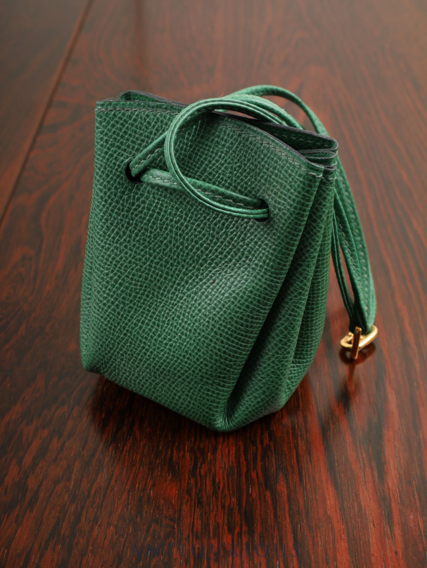美品 HERMES エルメス ヴェスパ クシュベル ポーチ ▢A刻印 エルメス ポーチ ヴェスパ クシュベル グリーン レザー （〇W刻印