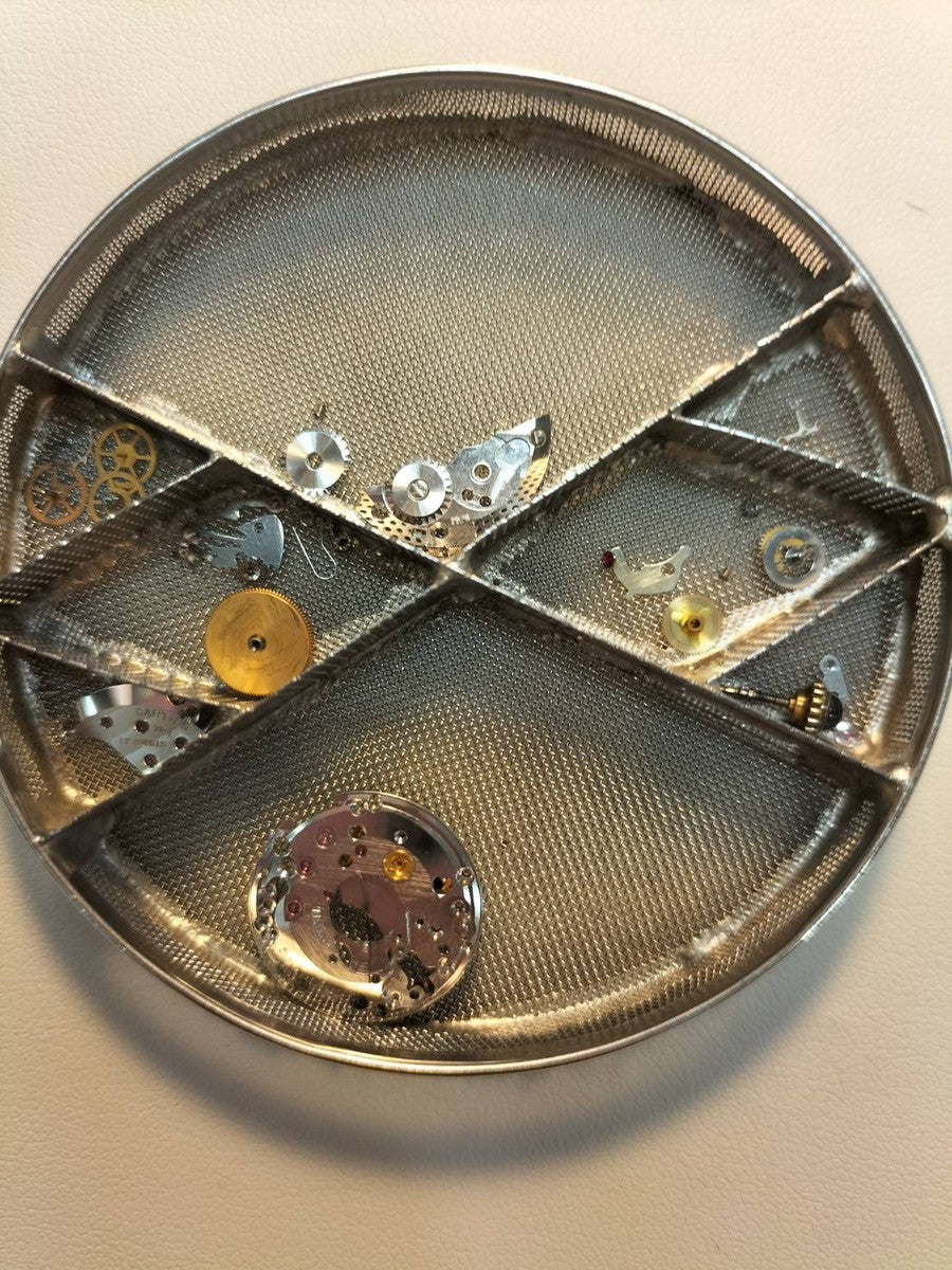 カルティエ マストタンク LM 手巻き Cal.- SV925 革 純正尾錠（GP）ブラックローマン文字盤 1976年頃～1981年頃 オーバーホール済み 新品仕上げ済み