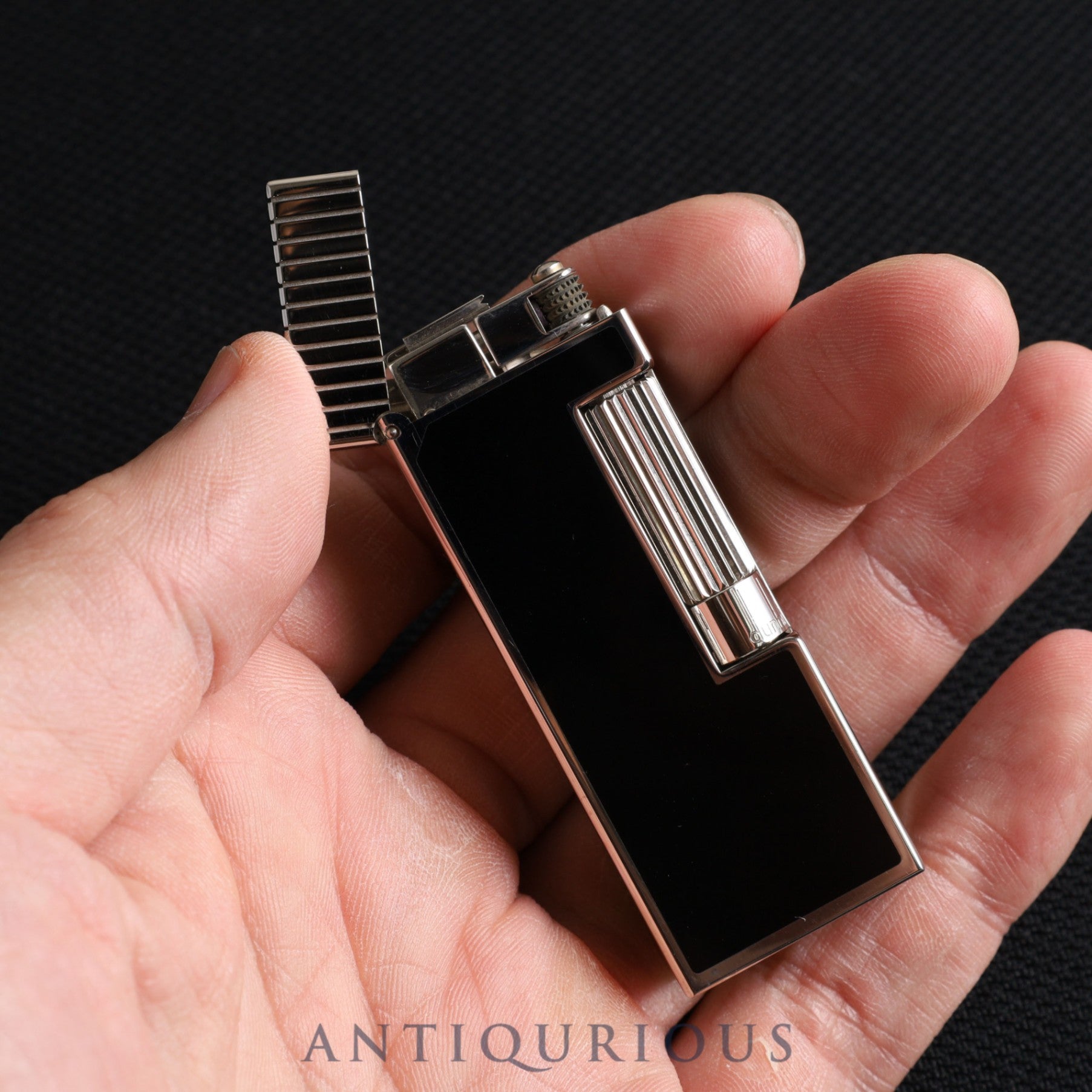 Dunhill Lighter Black Lacquer Embossed Stripes Adjusted and Checked