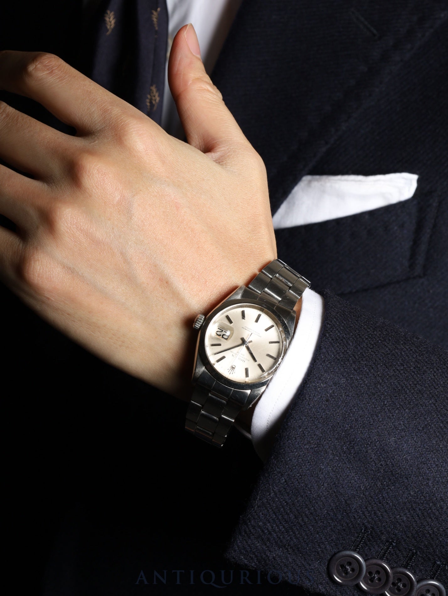 ロレックス オイスターパーペチュアルデイト 1500 自動巻き Cal.1570 SS SS シルバー文字盤 25番（1968年）クロノメーター証明書 冊子 オーバーホール済み