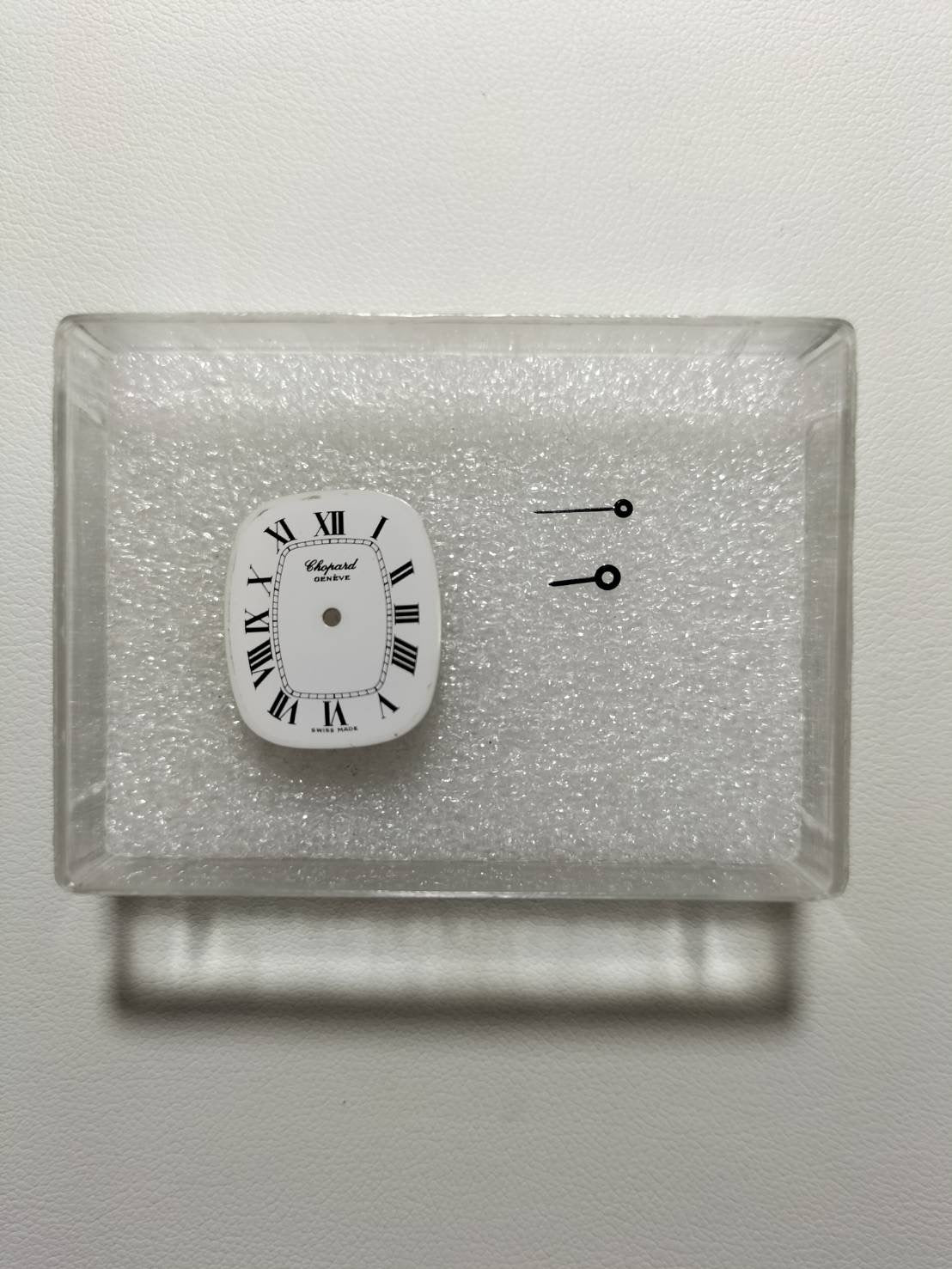 ショパール クラシック 5081 手巻き Cal.- 750YG 革 社外ピンバックル（GP）ホワイトローマン文字盤（SWISS MADE表記）オーバーホール済み