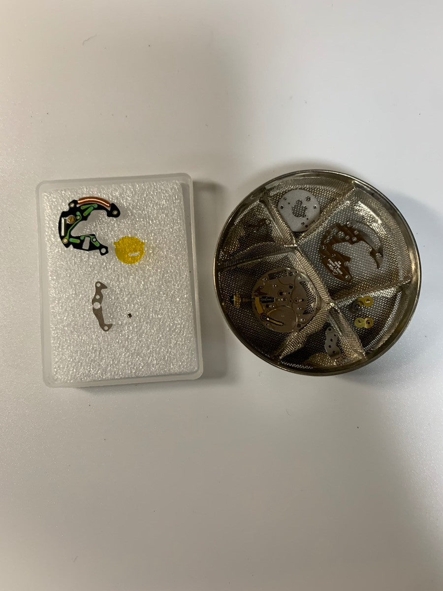 Cartier Must Vendôme VLC SM W1009854 / 1851 Quartz Caliber 90 SV925 Leather Strap with Genuine D-buckle (GP) Arabic Dial, Box, Warranty Card (1997) Overhauled