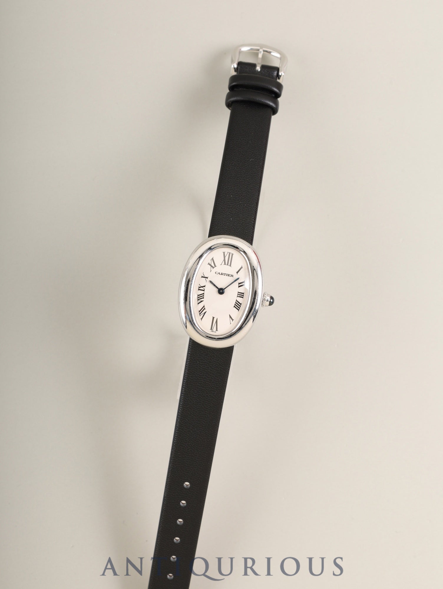 カルティエ ベニュワール SM W1516856 / 1955 クォーツ Cal.057 750WG 革 純正ピンバックル（750WG）ホワイトローマン文字盤（SWISS表記）箱 オーバーホール済み