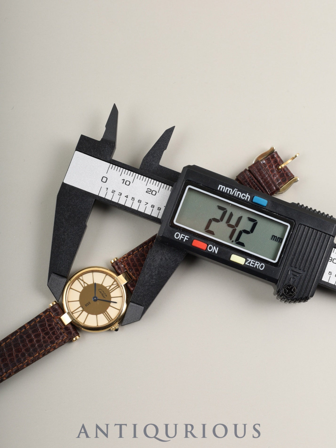 カルティエ マスト ヴァンドーム VLC SM クォーツ SV925 純正革ベルト 純正尾錠（GP） アイボリークロワゾネ文字盤 カルティエブティックにてコンプリートサービス済み