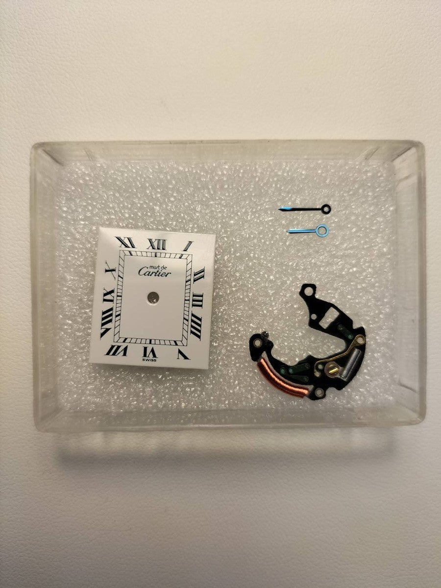 カルティエ マストタンク LM 690006 クォーツ Cal.90 SV925 革 純正ピンバックル（SS）ホワイトローマン文字盤（SWISS表記）箱 冊子 保証書（無記載）オーバーホール済み