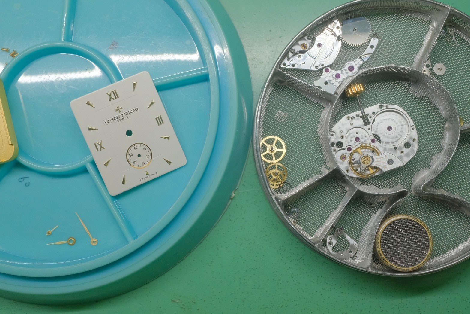 ヴァシュロン・コンスタンタン ヒストリーク キャビノチェ 91001/000J-8389 手巻き Cal.1017 750YG 革 純正ピンバックル（750YG） アイボリー文字盤（SWISSMADE表記 / σダイアル）箱 保証書（年代未記載）ケース 冊子 純正レザーベルト付き オーバーホール済み