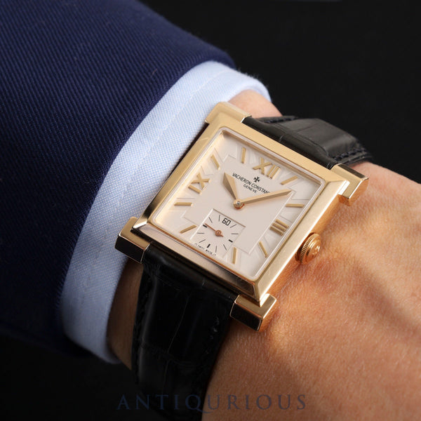 Vacheron Constantin Cale Historiques 91030 / 000R Manual winding Cal.1017 750PG Genuine leather strap Genuine buckle (750PG) Ivory dial 31 x 35mm Box, case, warranty card (2003) Limited to 600 pieces Overhauled