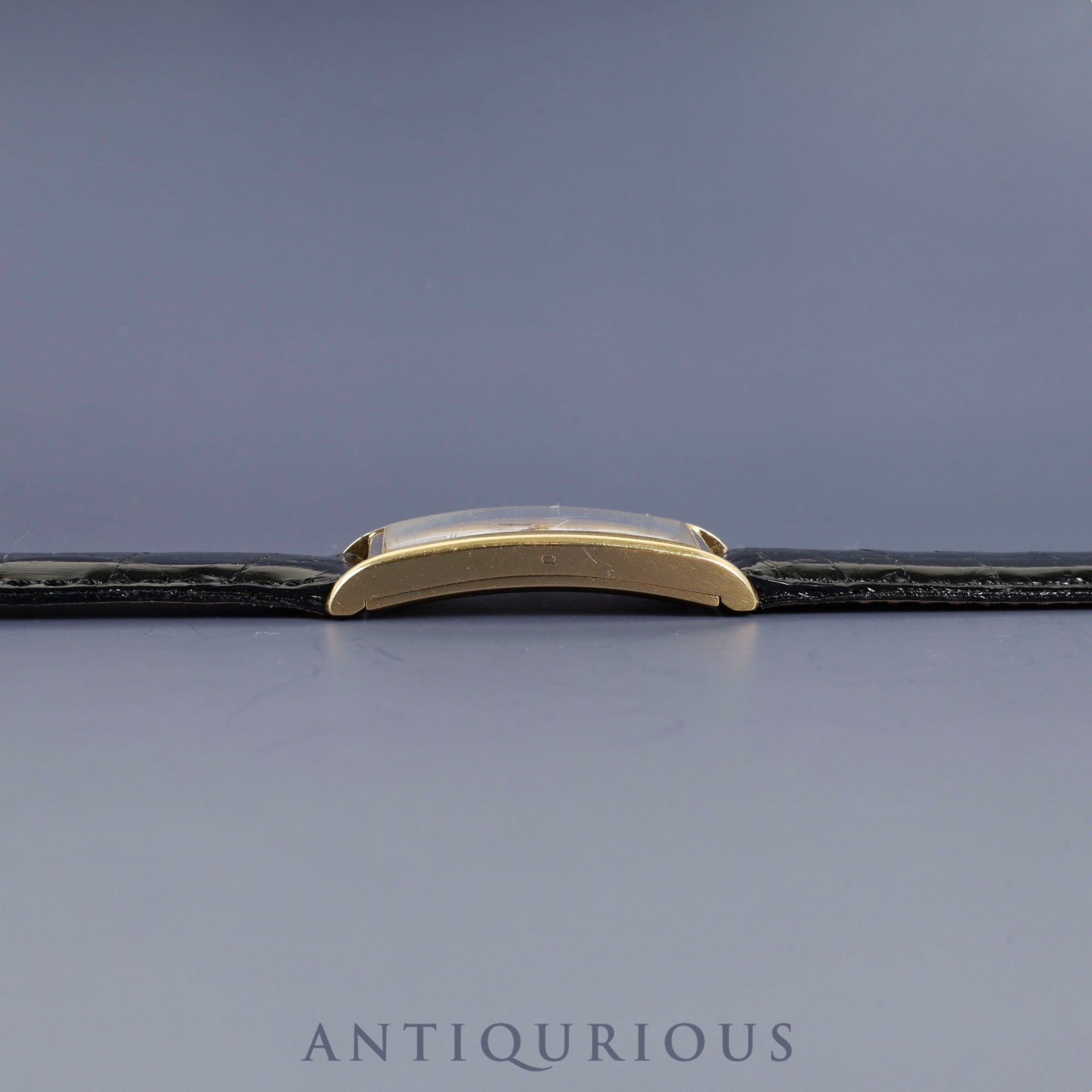 ティファニー クラシック カーブド タンク クォーツ Cal.7978.002 18K 革 純正尾錠（GP） ホワイト文字盤 オーバーホール済み