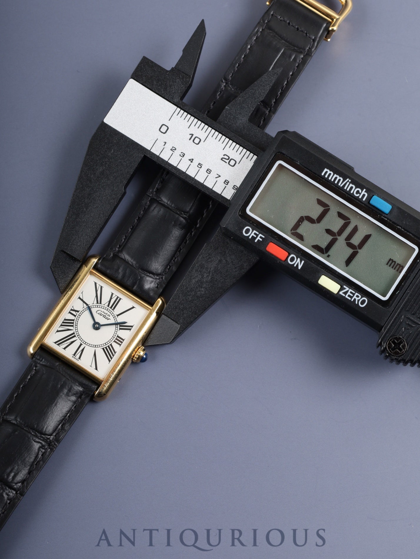 Cartier Must Tank LM W1005554 / 590005 Quartz Caliber 90 SV925 Leather Watch with Genuine D-buckle (GP) Opalescent Dial Overhauled