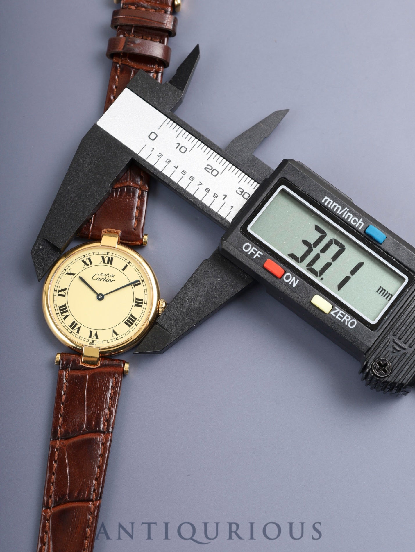 カルティエ マスト ヴァンドーム VLC LM W1001853 / 590003 クォーツ Cal.90 SV925 革 純正尾錠（GP）アイボリーローマン文字盤 オーバーホール済み