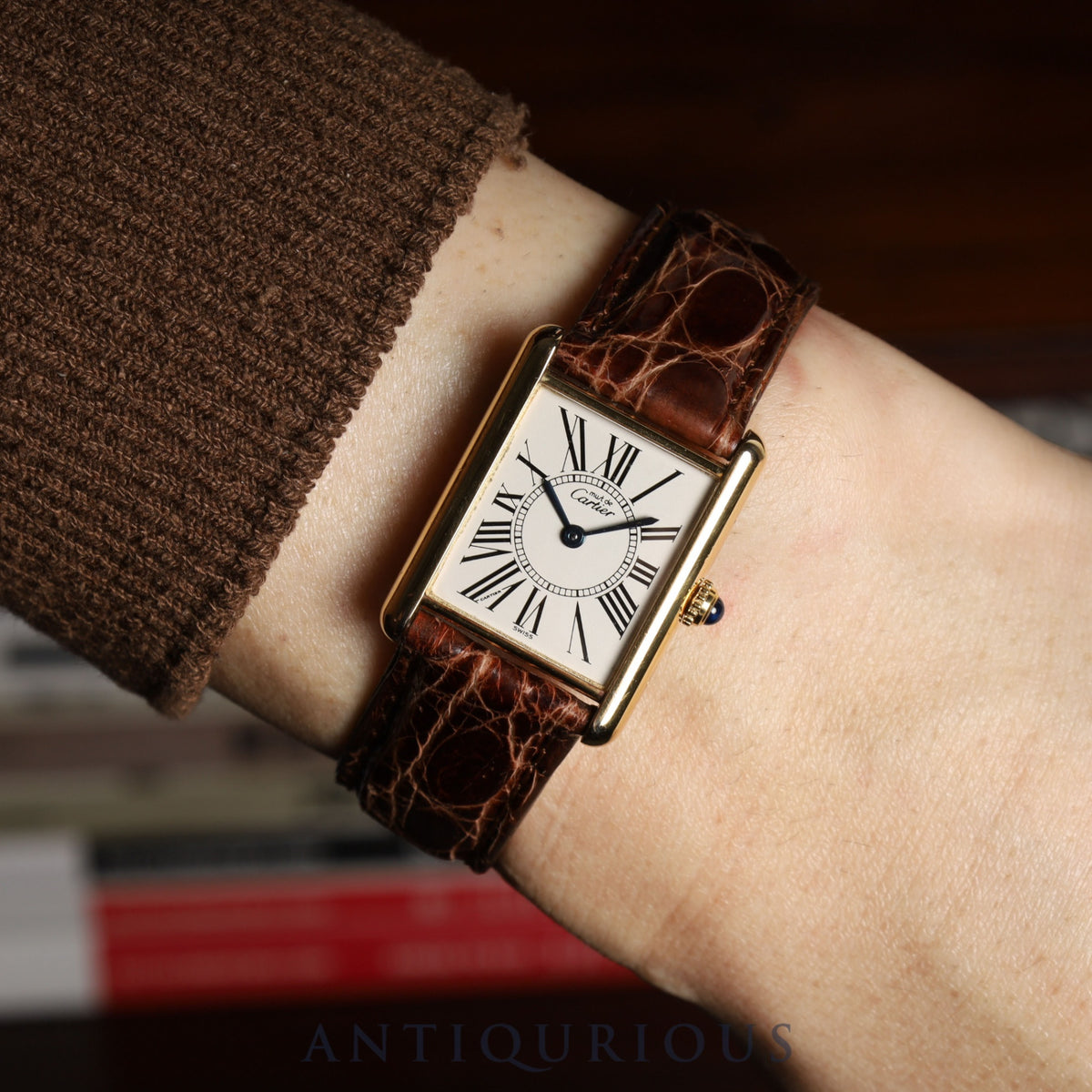 Cartier Must Tank LM W1005654 / 590005 Quartz Caliber 90 SV925 Leather Strap with Genuine GP Buckle, Opalescent Dial, Overhauled