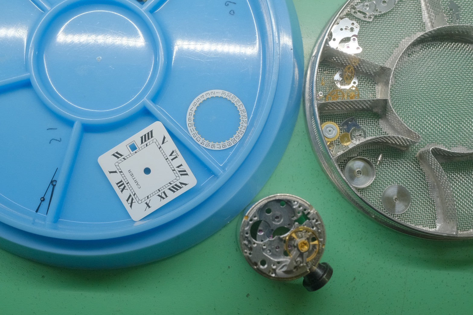 カルティエ サントス カレ LM 2961 自動巻き Cal.2671  SS/YG SS/YG ホワイトローマン文字盤（SWISS表記）オーバーホール済み