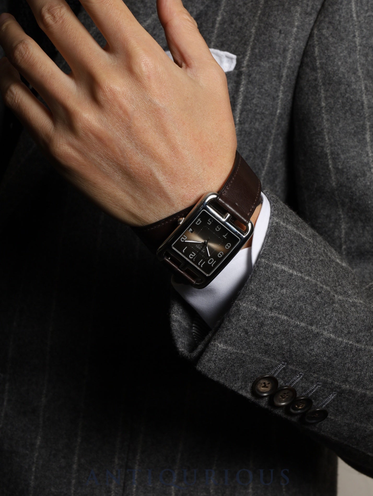 エルメス ケープコッド CC1.810 クォーツ Cal.E64111 SS 純正革ベルト 純正尾錠（SS）ダークブラウンアラビア文字盤 箱 冊子 オーバーホール済み