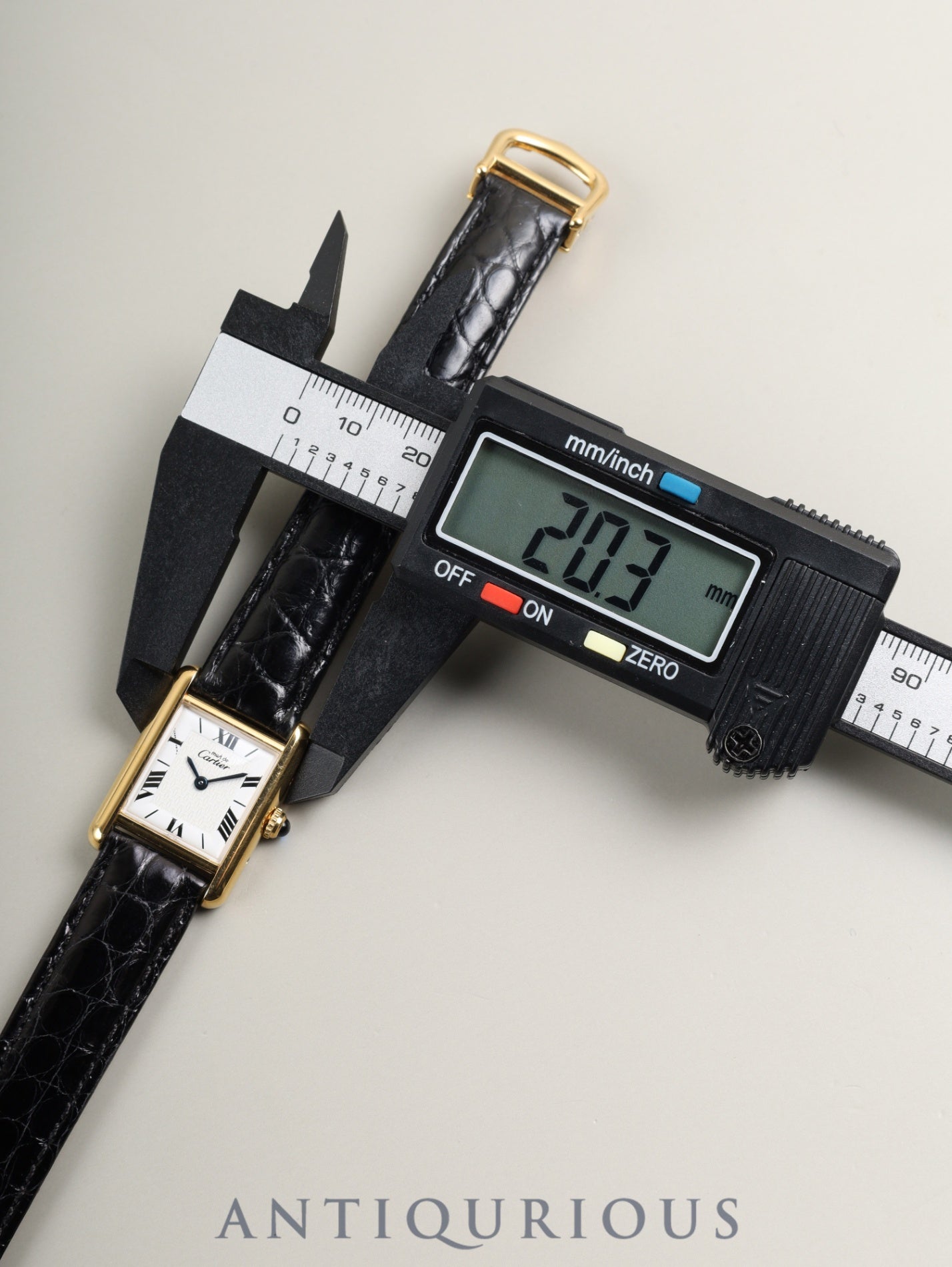 カルティエ マストタンク SM W1009654 / 1613 クォーツ Cal.057 SV925 革 純正Dバックル（GP） 飛びローマンCC文字盤（SWISS表記）オーバーホール済み