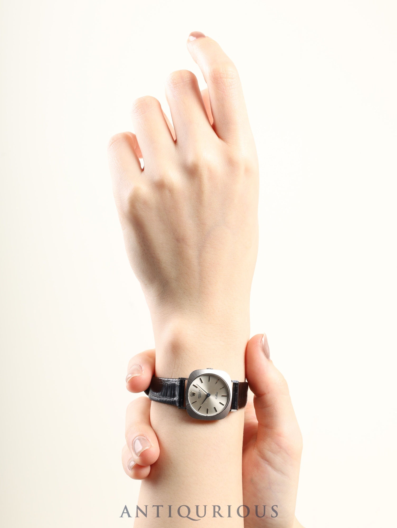 Rolex Cellini 3747 Manual Winding Caliber 1600 750WG Leather Strap with Genuine Stainless Steel Buckle Silver Dial No. 31 (1970) Overhauled