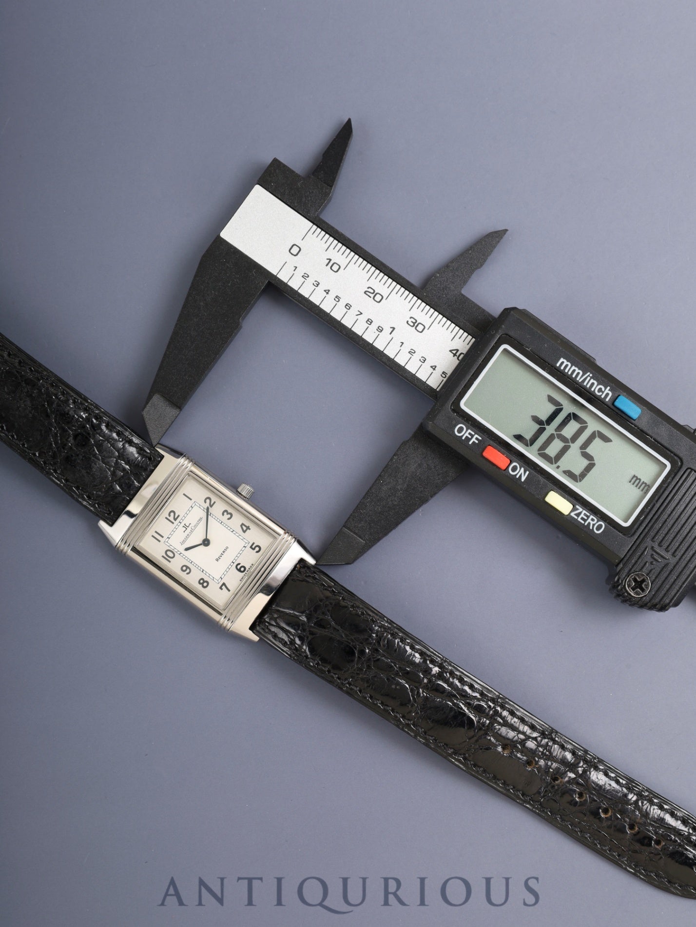 ジャガー・ルクルト レベルソ クラシック 250.8.86 手巻き Cal.846/1 SS 純正革ベルト 純正バックル（SS）シルバーアラビア文字盤（SWISS MADE表記 / ケース裏彫りあり） 箱 冊子 保証書（1994年）オーバーホール済み