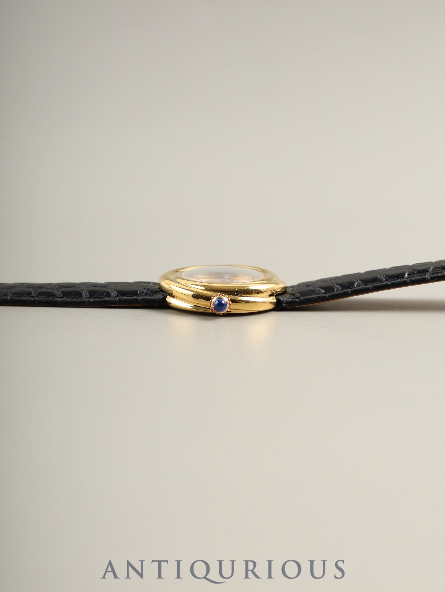 Cartier Must Trinity W1010644 / 2735 Quartz SV925 Leather with original buckle (GP), silver Roman dial, box, warranty (1999), booklets, tag, and original leather strap. Complete service performed at Cartier boutique.