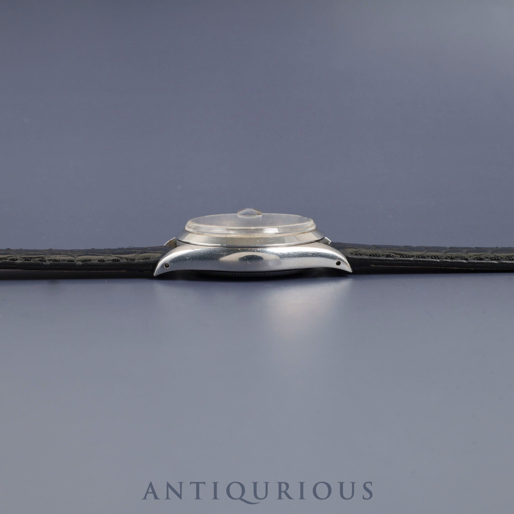 ロレックス  オイスターパーペチュアルデイト 1500 自動巻き Cal.1570 SS 革 社外尾錠（SS）シルバー文字盤 36mm 53番台（1977年）オーバーホール済み