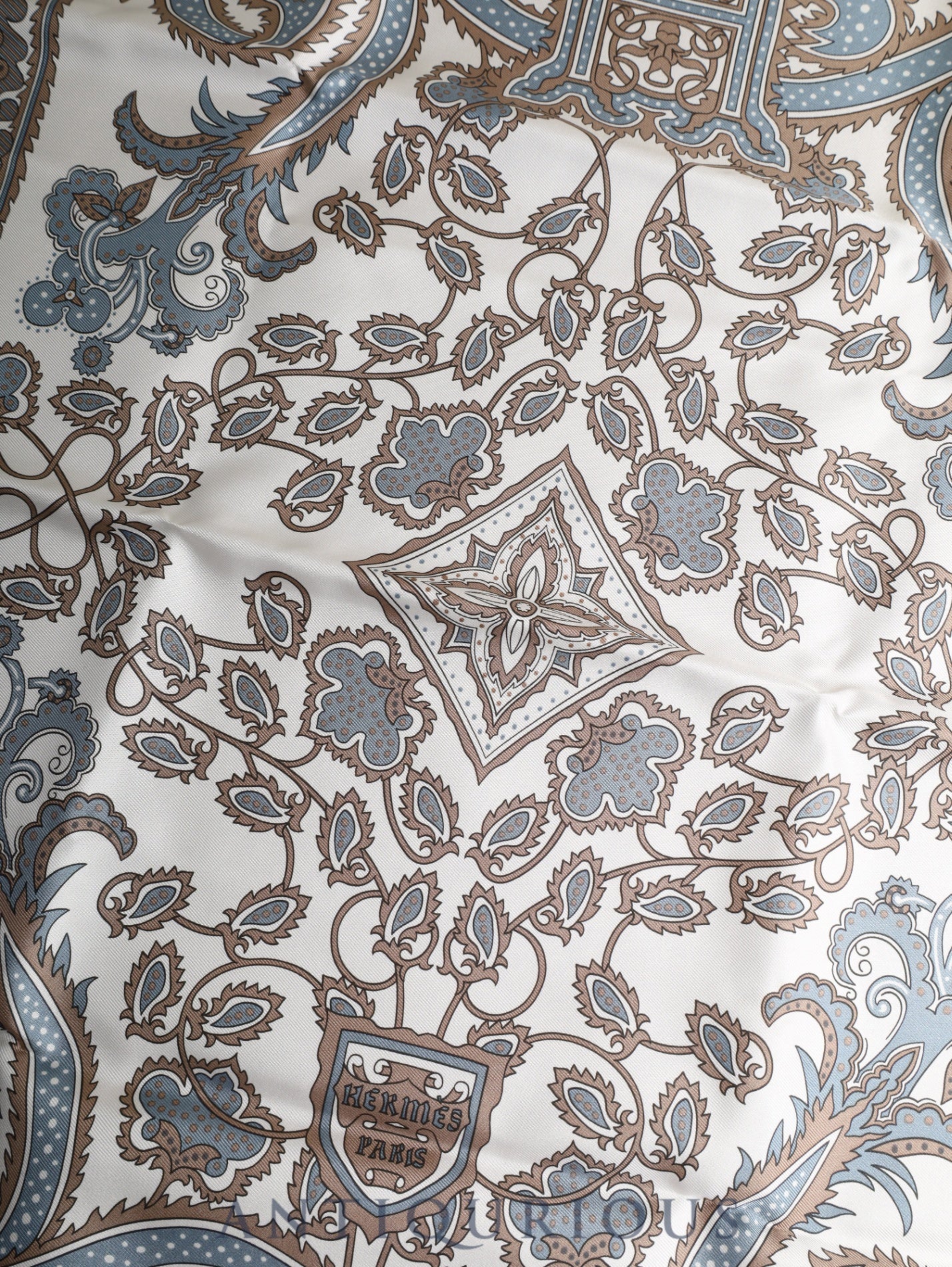 エルメス スカーフ カレ55 カレ55 ENLUMINE アンリュミネ SILK100% 箱 タグ カード（2025年）