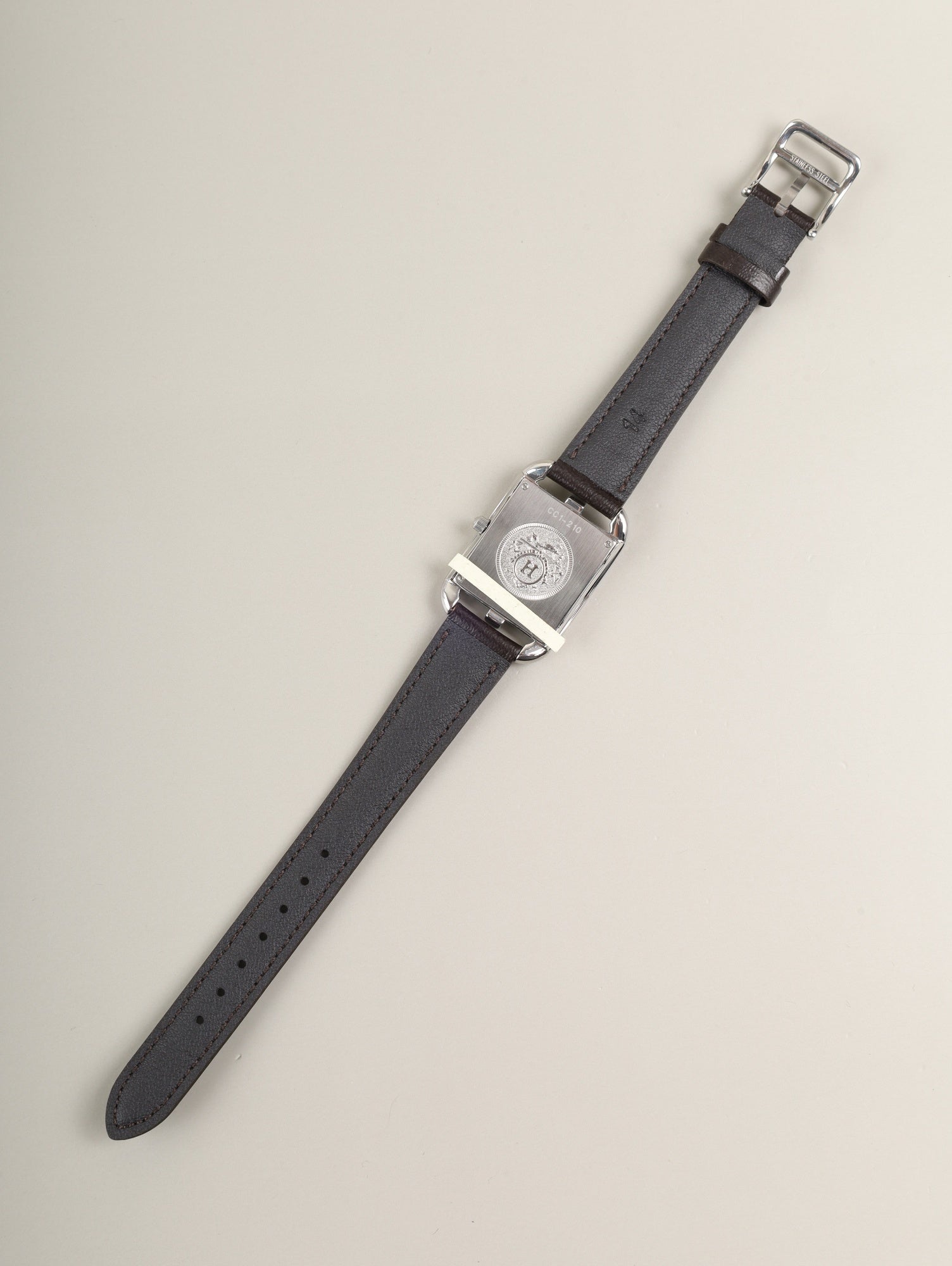 エルメス ケープコッド CC1.210 クォーツ Cal.976.001 SS 革 純正ピンバックル（SS）ホワイトアラビア文字盤（SWISS MADE表記） 箱 冊子 保証書（2003年）オーバーホール済み