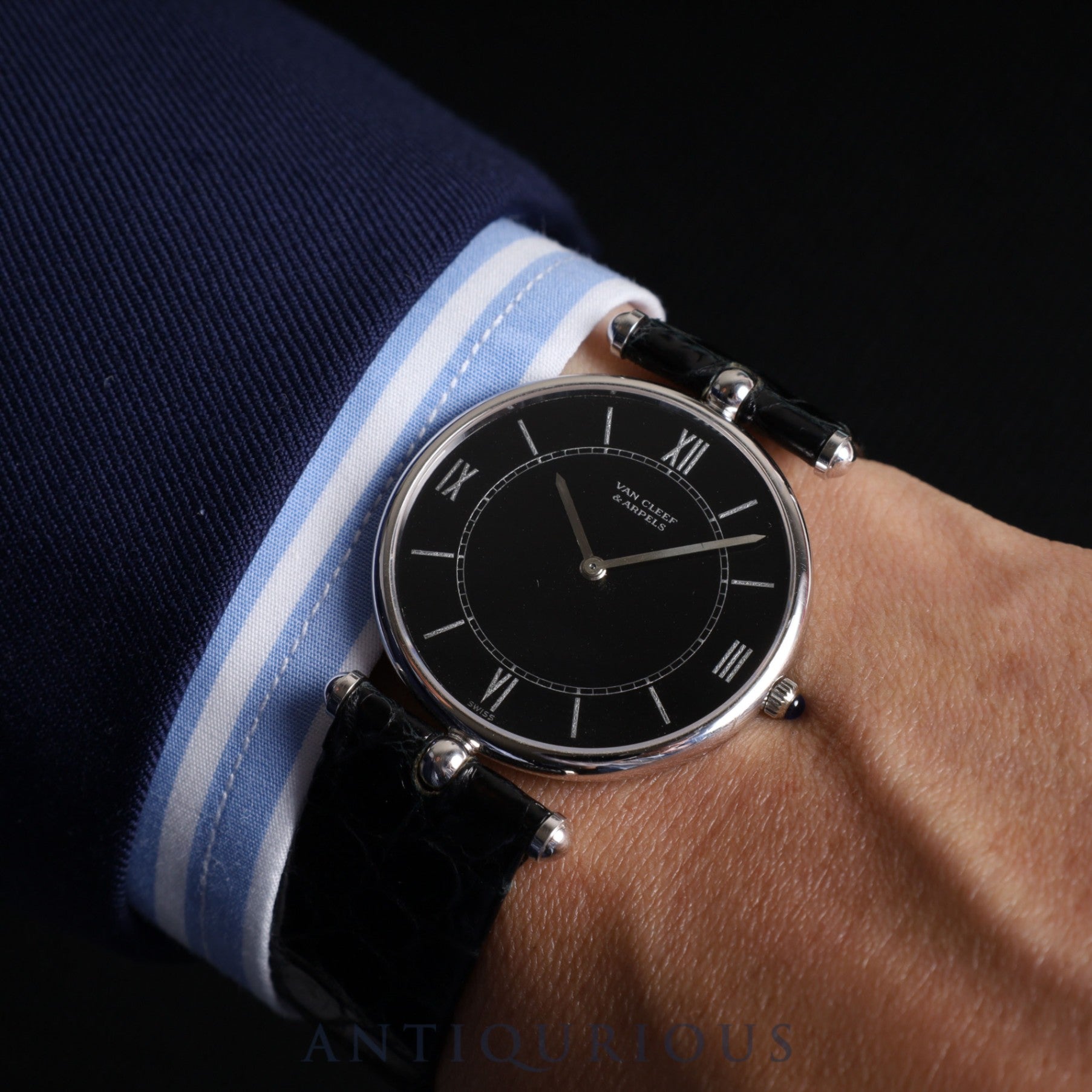 ヴァンクリーフ＆アーペル ラ・コレクション 9065 手巻き Cal.PIAGET 9P2 750 革 尾錠（ピアジェ製/750） ブラックローマン文字盤 オーバーホール済み