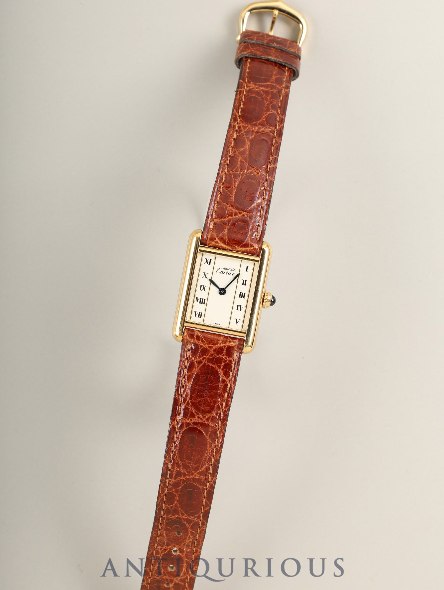Cartier Must Tank SM W1003053 / 5057001 Quartz Cal.- SV925, genuine leather strap, genuine pin buckle (GP), straight Roman dial (SWISS表記), box, booklet. Complete service completed at Cartier boutique.