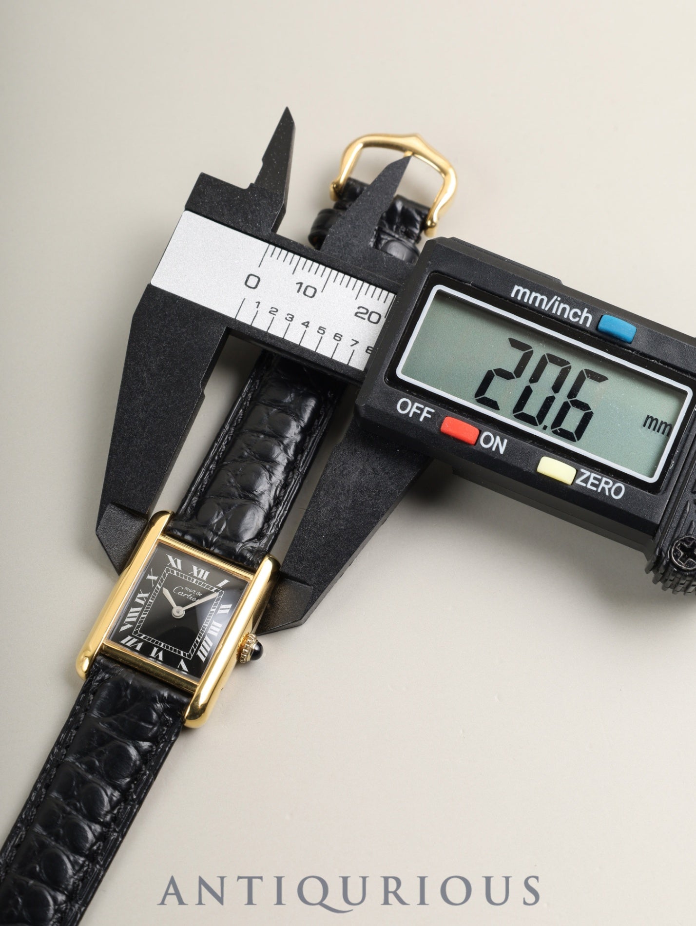 カルティエ マストタンク SM 手巻き Cal.78-1 SV925 革 純正ピンバックル（GP） ブラックローマン文字盤 （SWISS表記） オーバーホール済み 新品仕上げ済み