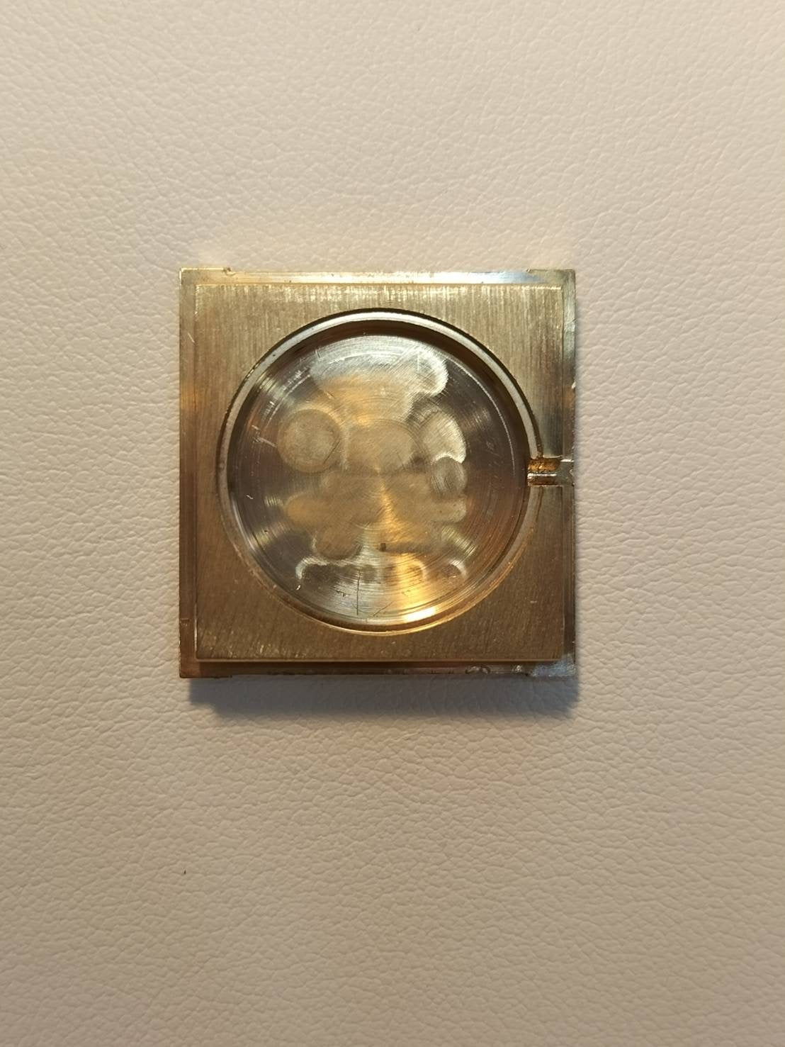 Cartier Must Tank LM, manual winding, Cal. 78-1, SV925, original leather strap, original pin buckle (GP), garnet dial, Bordeaux dial (SWISS marking), recently overhauled.