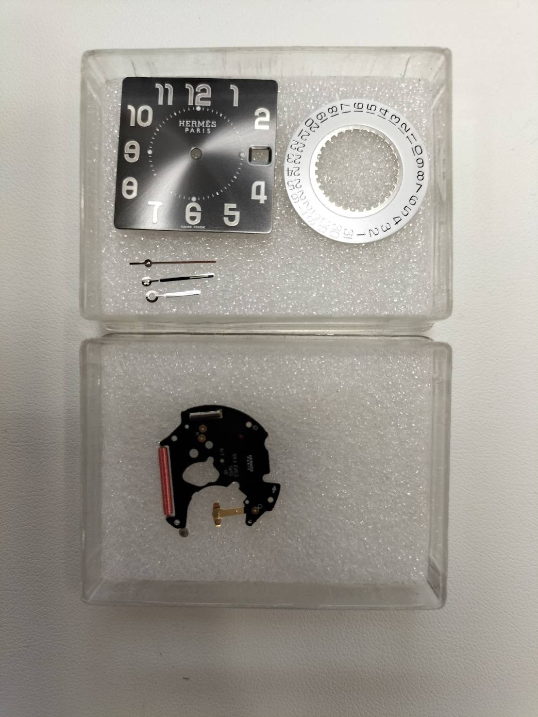 エルメス ケープコッド CC1.810 クォーツ SS 革 純正バックル（SS）グレーアラビア文字盤 箱 冊子 保証書（2009年）オーバーホール済み