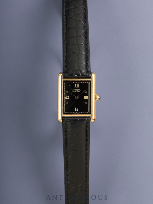 カルティエ マストタンク LM 590005 クォーツ SV925 革 純正Dバックル（GP） ブラック飛びローマン文字盤（SWISS MADE表記）  カルティエブティックにてコンプリートサービス済み