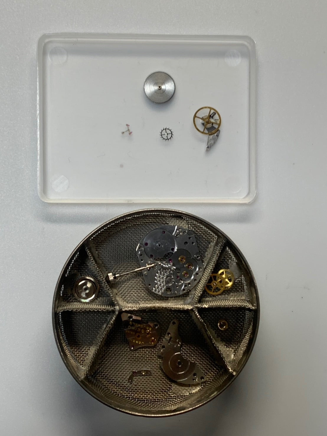 セイコー メカニカル 6810-8000 手巻き Cal.6810A SS 純正革ベルト 純正ピンバックル（SS）シルバー文字盤 オーバーホール済み